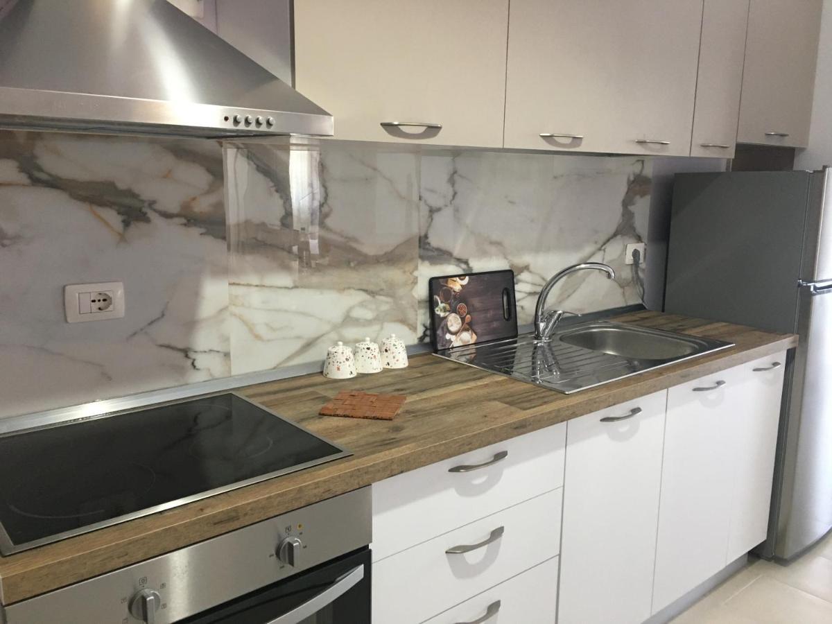 Linda'S Apartment วญอเรอ ภายนอก รูปภาพ